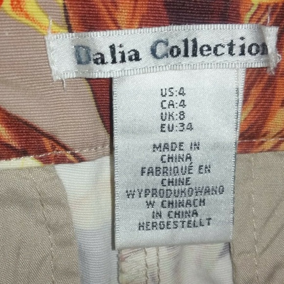 🎀 4/$25 Dalia Collection floral pants, size 4 - Picture 4 of 7